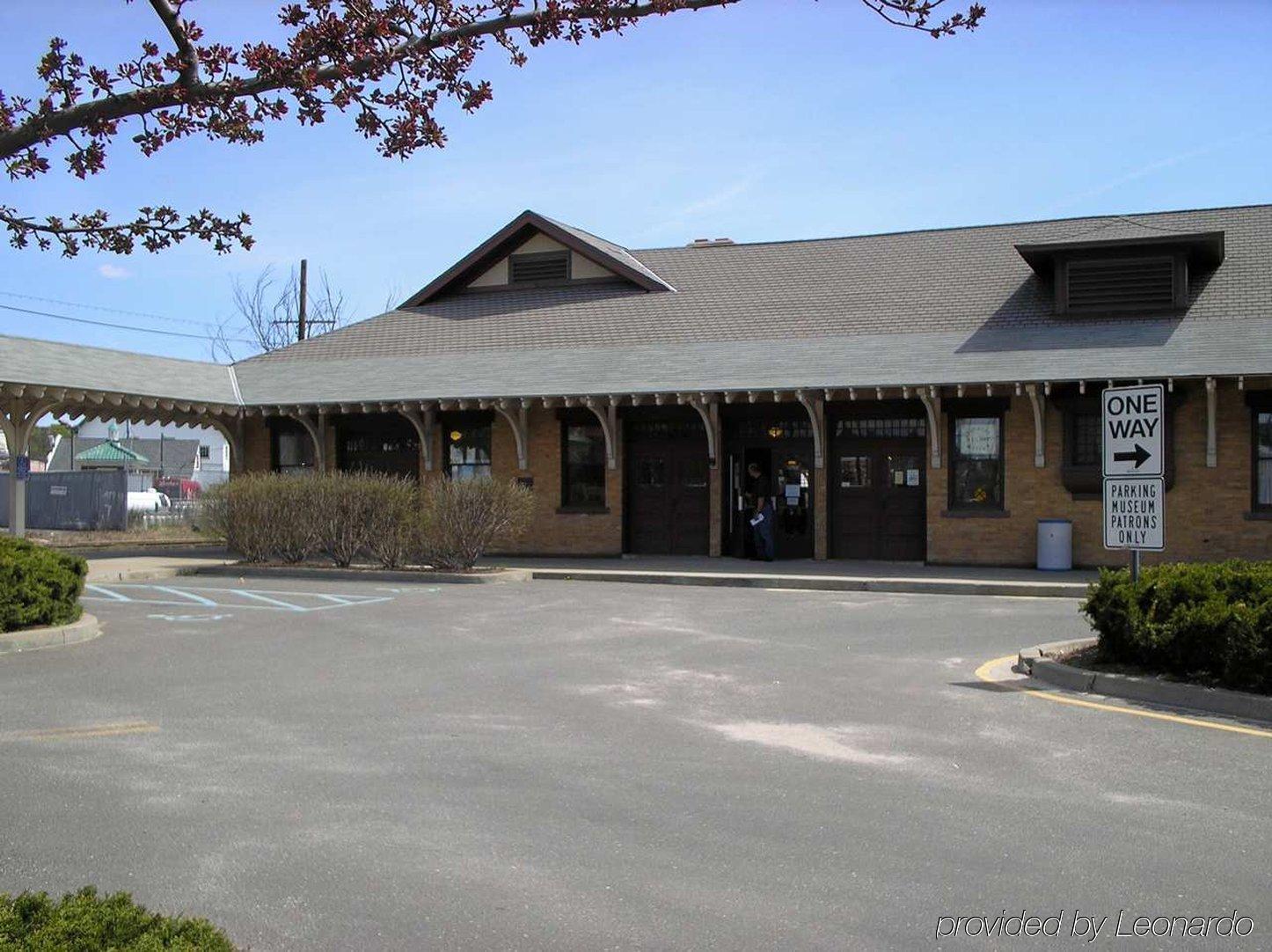 Hilton Garden Inn Danbury Exterior photo